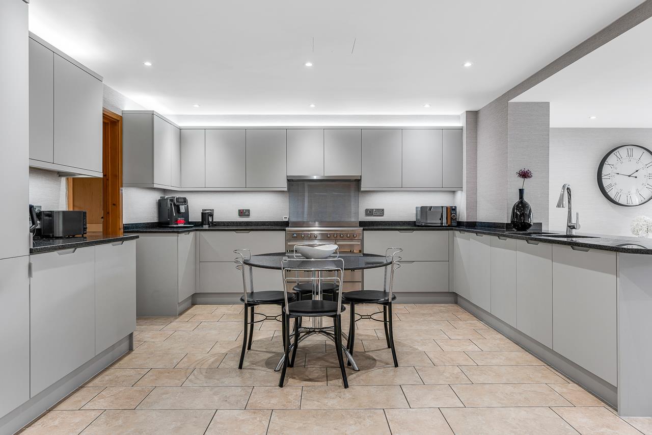 Wadesmill Road, Ware Alexander